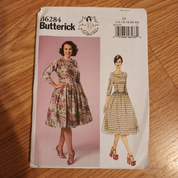 Butterick Sewing Pattern Bundle #2 - Picture 3 of 6